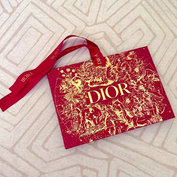 Dior Lunar Year gift bag - Picture 2 of 6